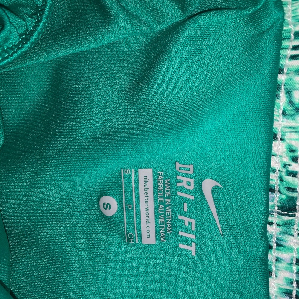 Nike shorts!! Size small